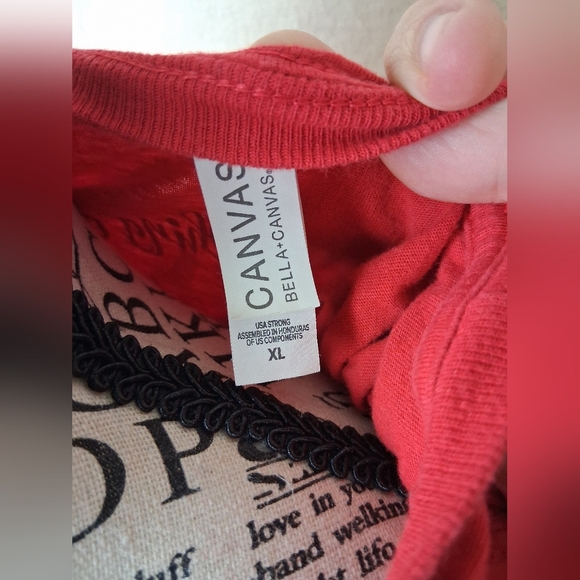 Bella Canvas Women's XL T-Shirt Red Soft 'LOVE' - Picture 3 of 5